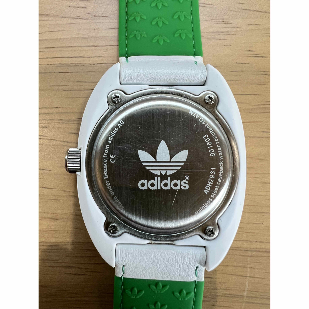 adidas(アディダス)のadidas アディダス 腕時計 stan smith スタンスミス　緑 メンズの時計(腕時計(アナログ))の商品写真