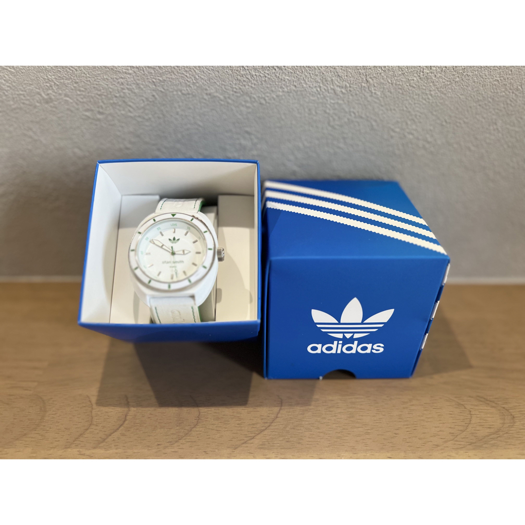 adidas(アディダス)のadidas アディダス 腕時計 stan smith スタンスミス　緑 メンズの時計(腕時計(アナログ))の商品写真