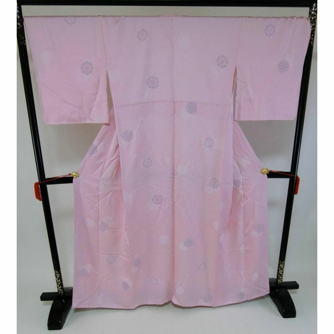 Ｓすごく大きいサイズお仕立て上がり正絹小紋　ピンク地に幾何学模様 レディースの水着/浴衣(着物)の商品写真