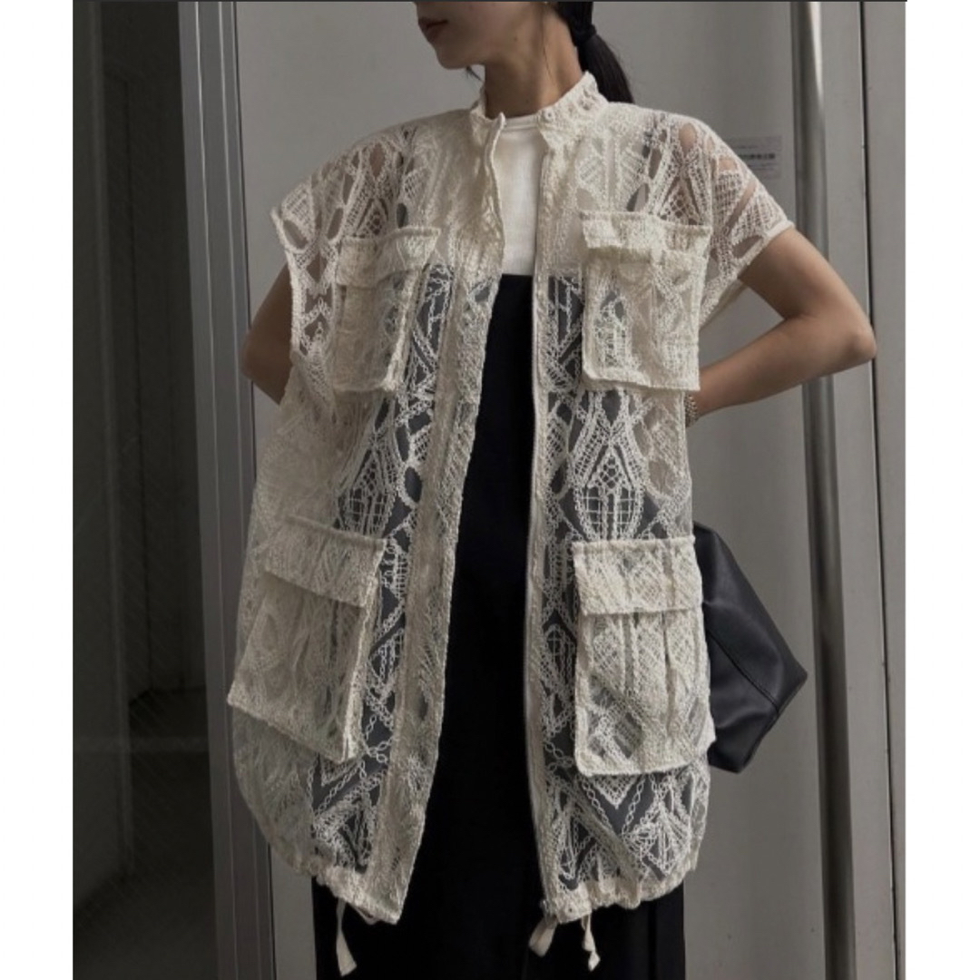 【Ameri VINTAGE】LACE WORKPOCKET VEST ホワイト | フリマアプリ ラクマ