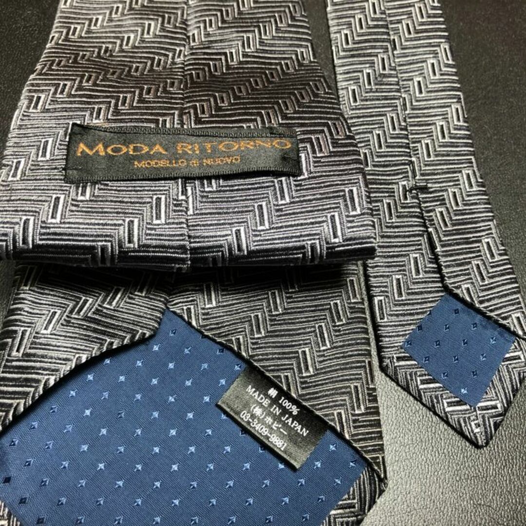 青山(アオヤマ)のモダリトルノ レジメンタル グレー ネクタイ B103-J14 メンズのファッション小物(ネクタイ)の商品写真