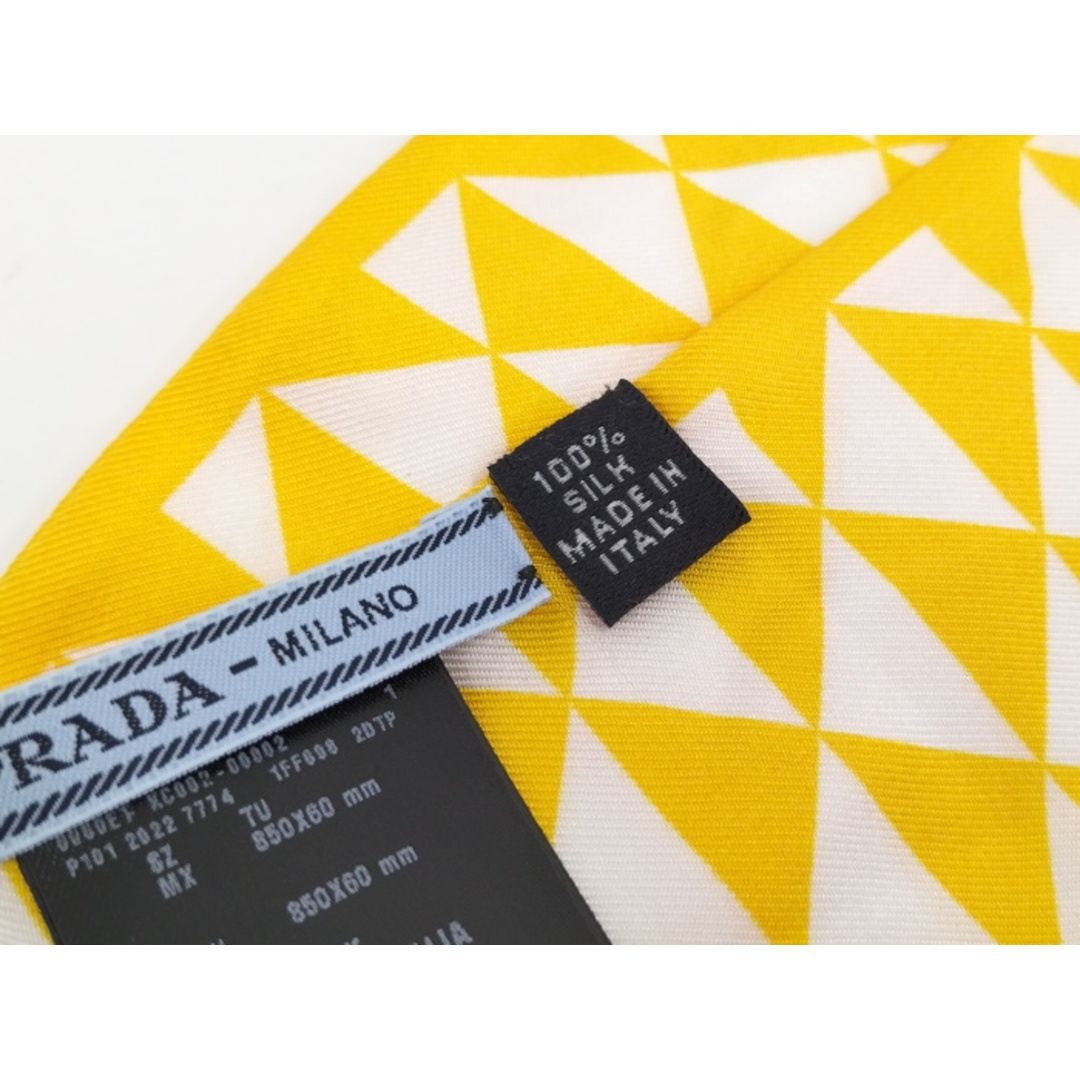 PRADA - PRADA プリントツイル スカーフ シルク イエロー 1FF008 PRADA - PRADA プリントツイル スカーフ シルク イエロー 1FF008
