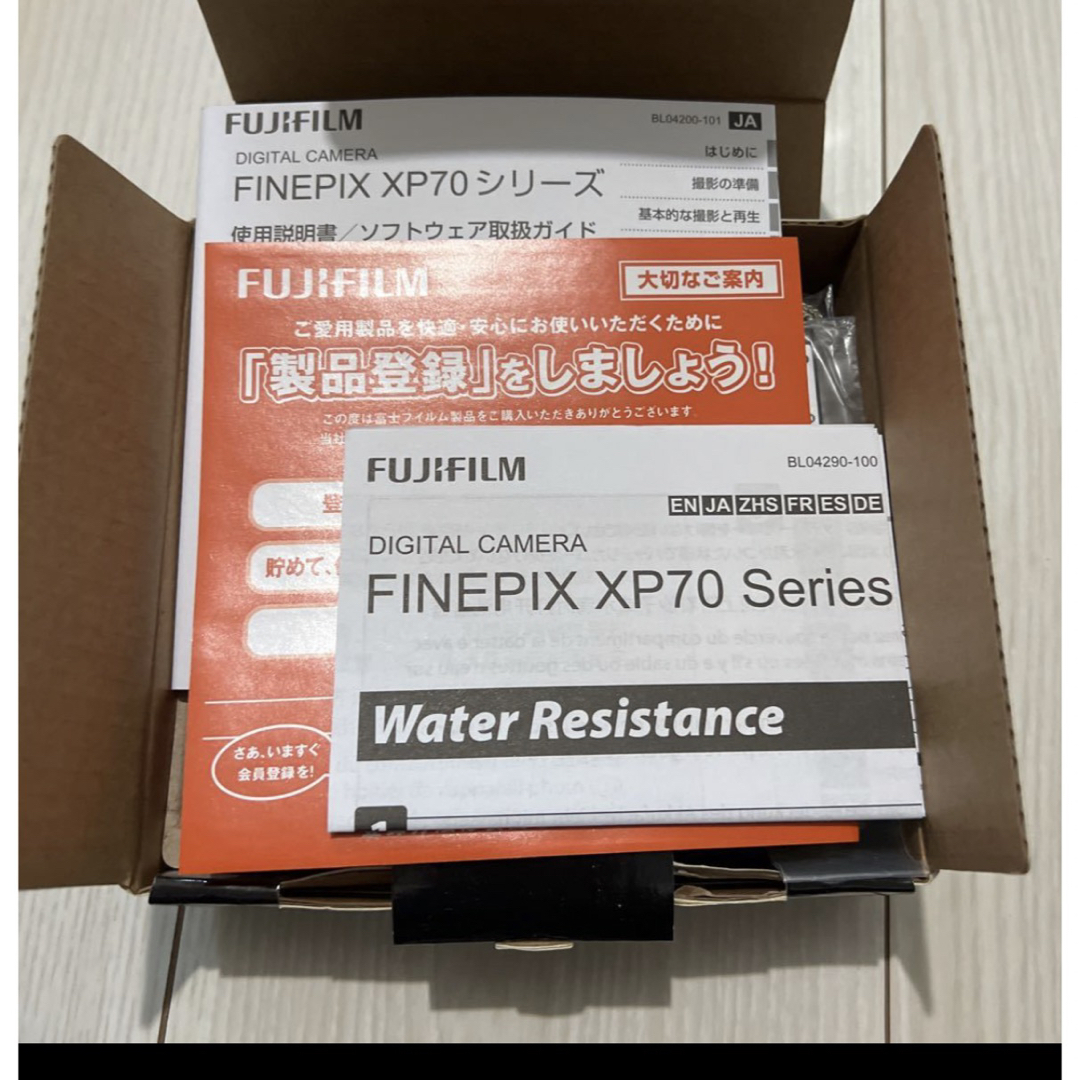 未使用 FUJIFILM 防水カメラ XP70 デジタルカメラ 富士フイルム 未使用 FUJIFILM 防水カメラ XP70 デジタルカメラ 富士フイルム