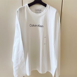 カルバンクライン(Calvin Klein)の未使用✨　カルバンクライン　ロンT グク　白 Tシャツ　長袖　ロゴ　(Tシャツ/カットソー(七分/長袖))