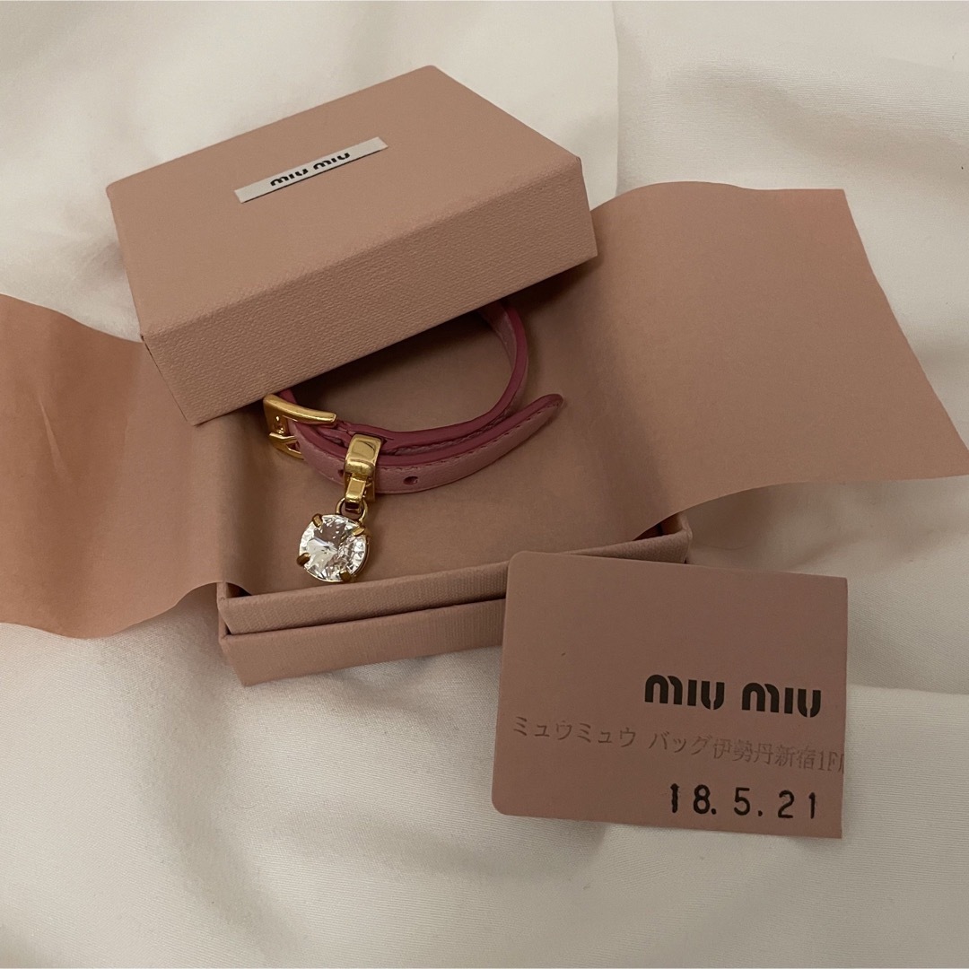 miumiu ブレスレット