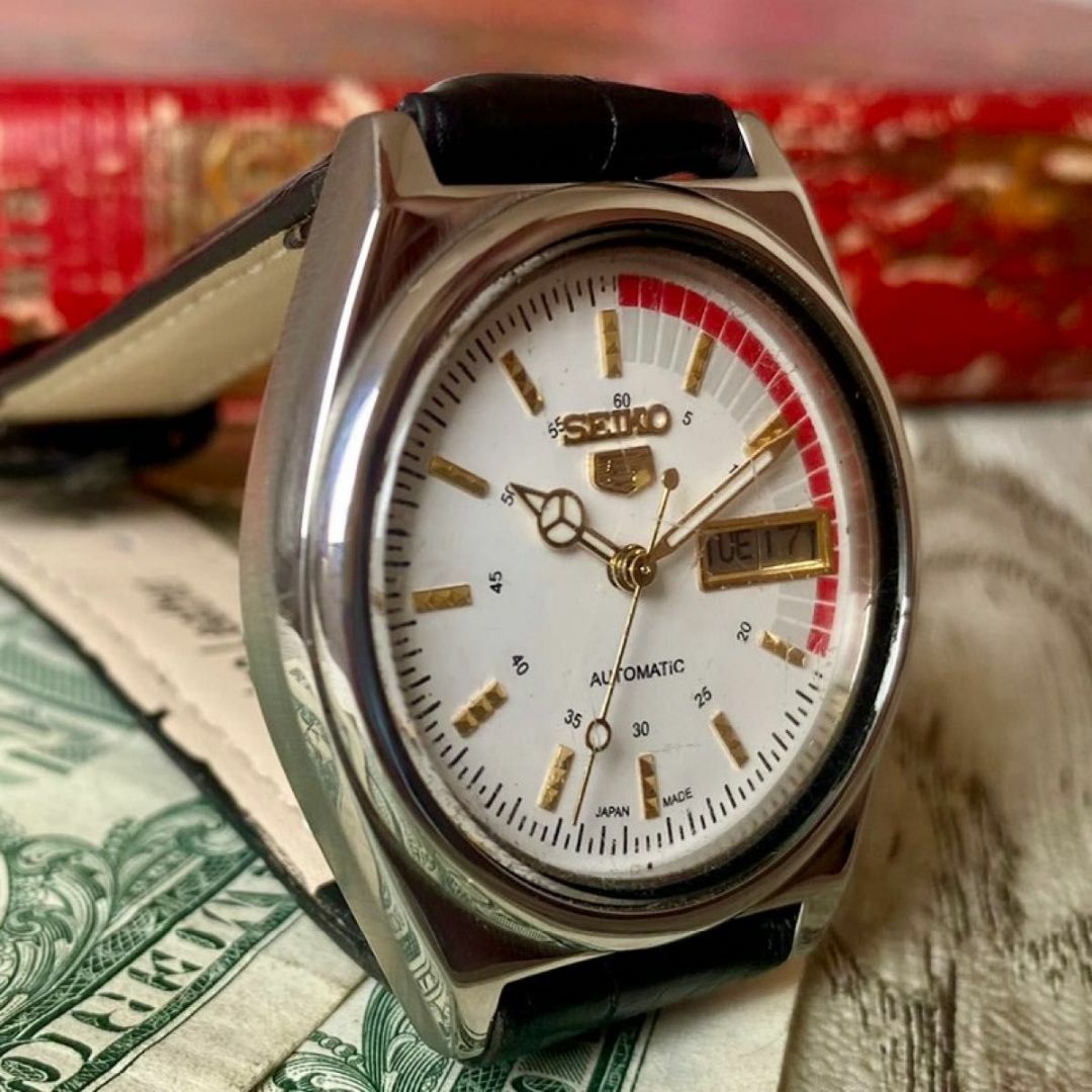 【レトロ可愛い】セイコー5 メンズ腕時計 レッド 自動巻き ヴィンテージ