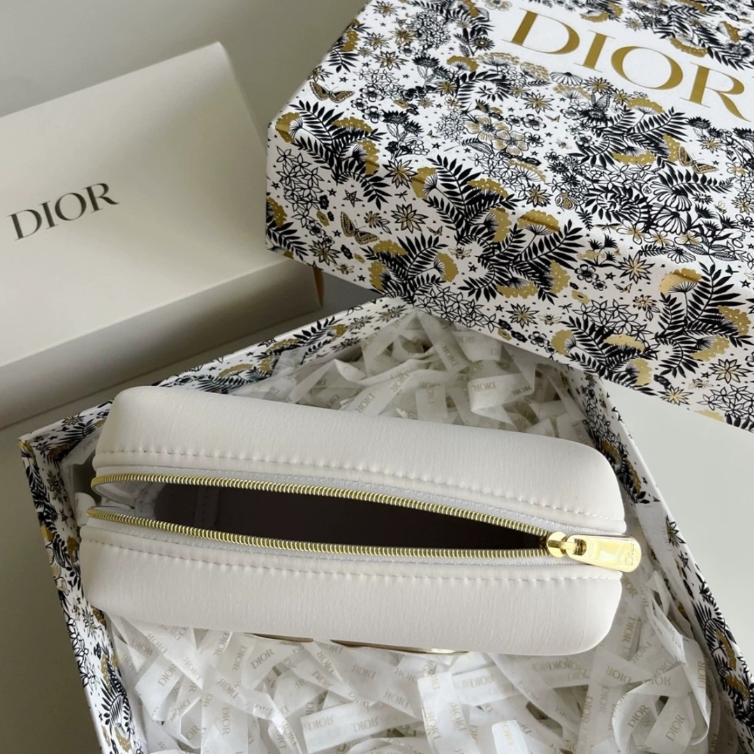 Christian Dior 新品未使用 ディオール ノベルティ ポーチ ホワイト
