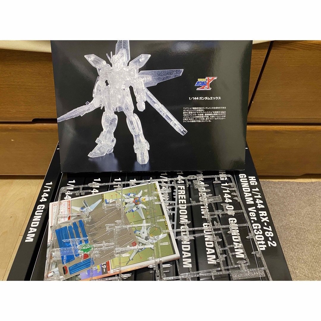 機動戦士ガンダム　30th  GUNPLA PREMIUM BOX エンタメ/ホビーのおもちゃ/ぬいぐるみ(模型/プラモデル)の商品写真