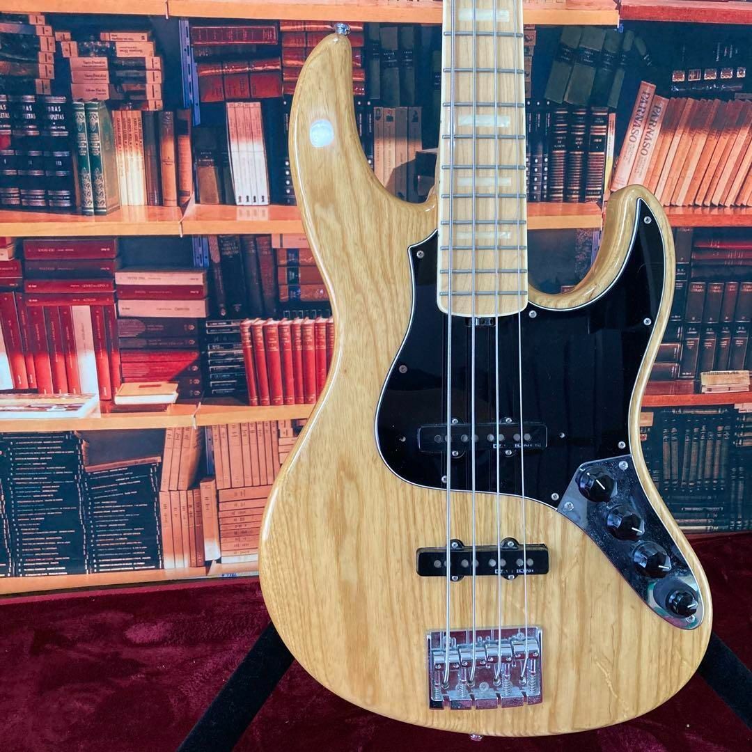 【5694】 Edwards JAZZ BASS model 弦交換不要