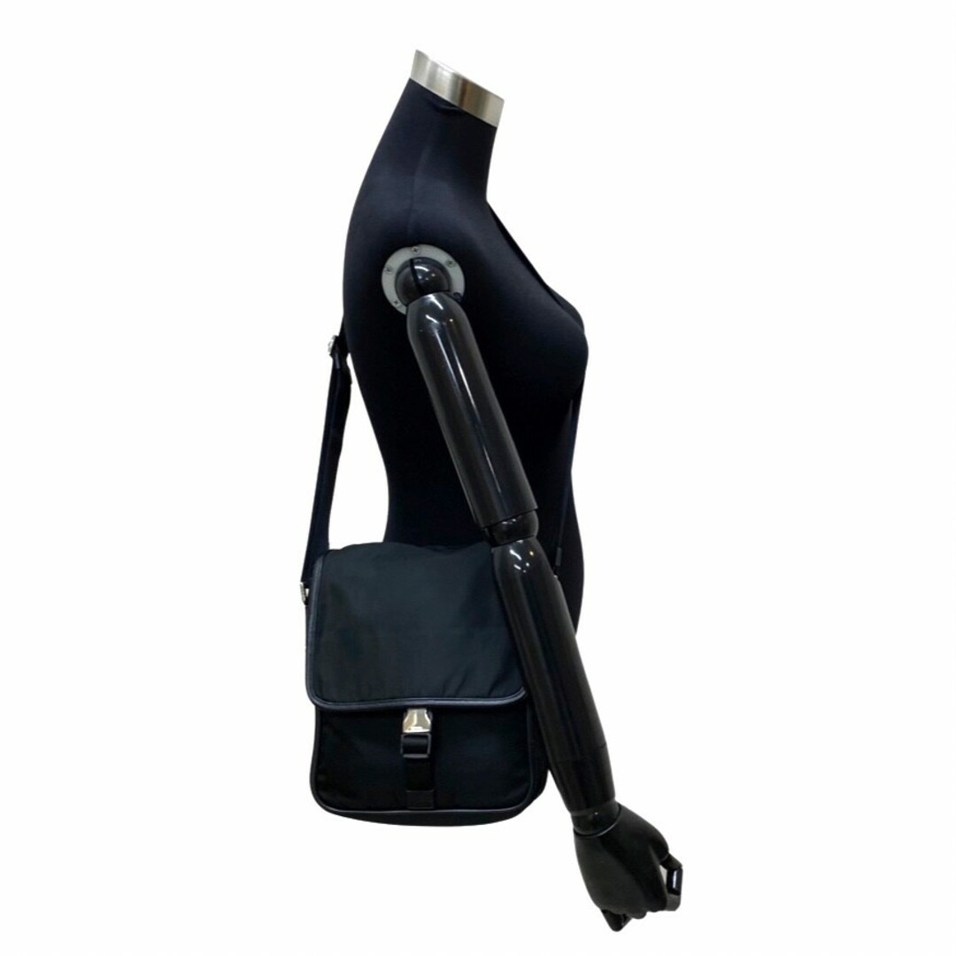 極 美品 PRADA プラダ 三角ロゴ 金具 ナイロン サフィアーノ レザー 本 極 美品 PRADA プラダ 三角ロゴ 金具 ナイロン サフィアーノ レザー 本