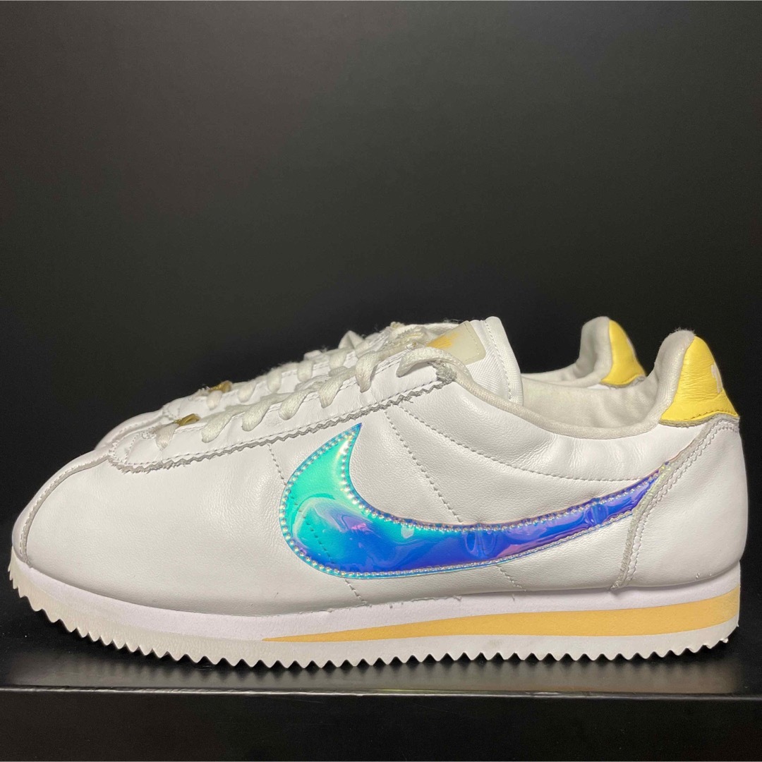 NIKE(ナイキ)の日本未発売　NIKE CLASSIC CORTEZ メンズの靴/シューズ(スニーカー)の商品写真