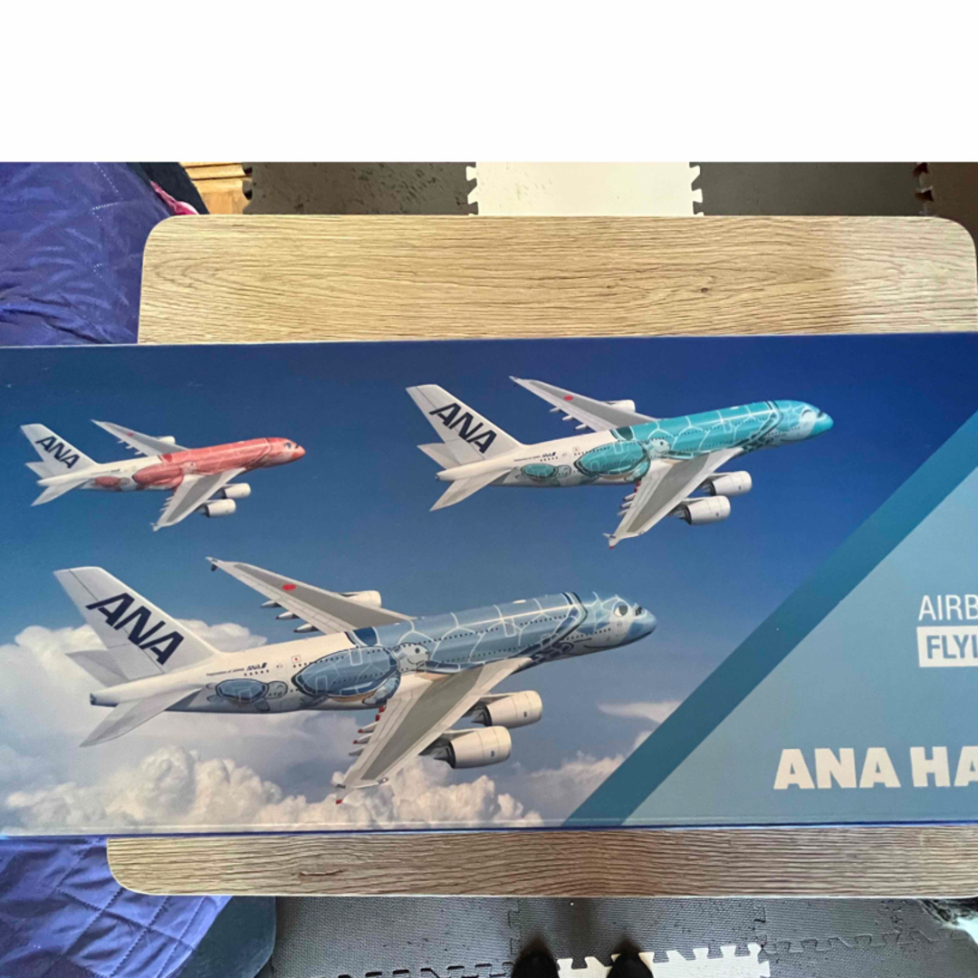 AIRBUS A380 FLYING HONUモデルプレーン