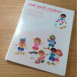 コクヨ(コクヨ)の昭和レトロ★milk teeth children バインダーファイル★未使用(ファイル/バインダー)