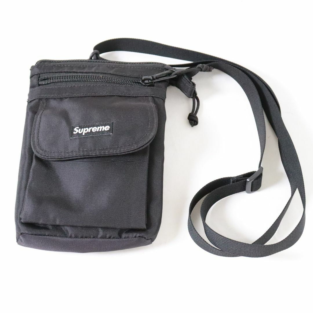 Supreme(シュプリーム)のシュプリーム　Supreme ボディバック　黒　 メンズのバッグ(ボディーバッグ)の商品写真