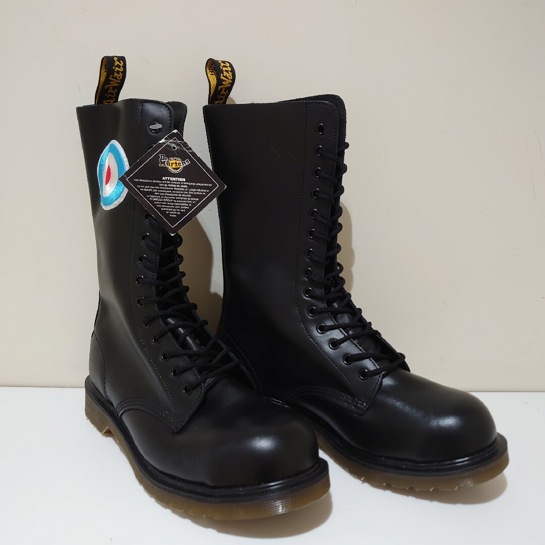 Dr.Martens(ドクターマーチン)の★新品未使用★限定ドクターマーチン　THE WHO　size UK８　イギリス製 メンズの靴/シューズ(ブーツ)の商品写真