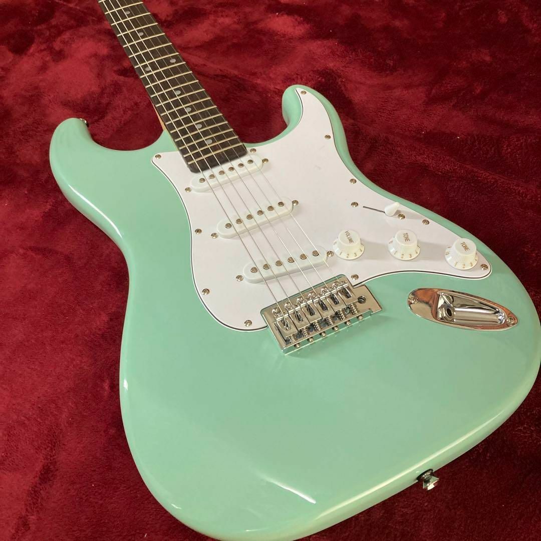 【5919】送料無料 BUSKER'S Stratocaster type