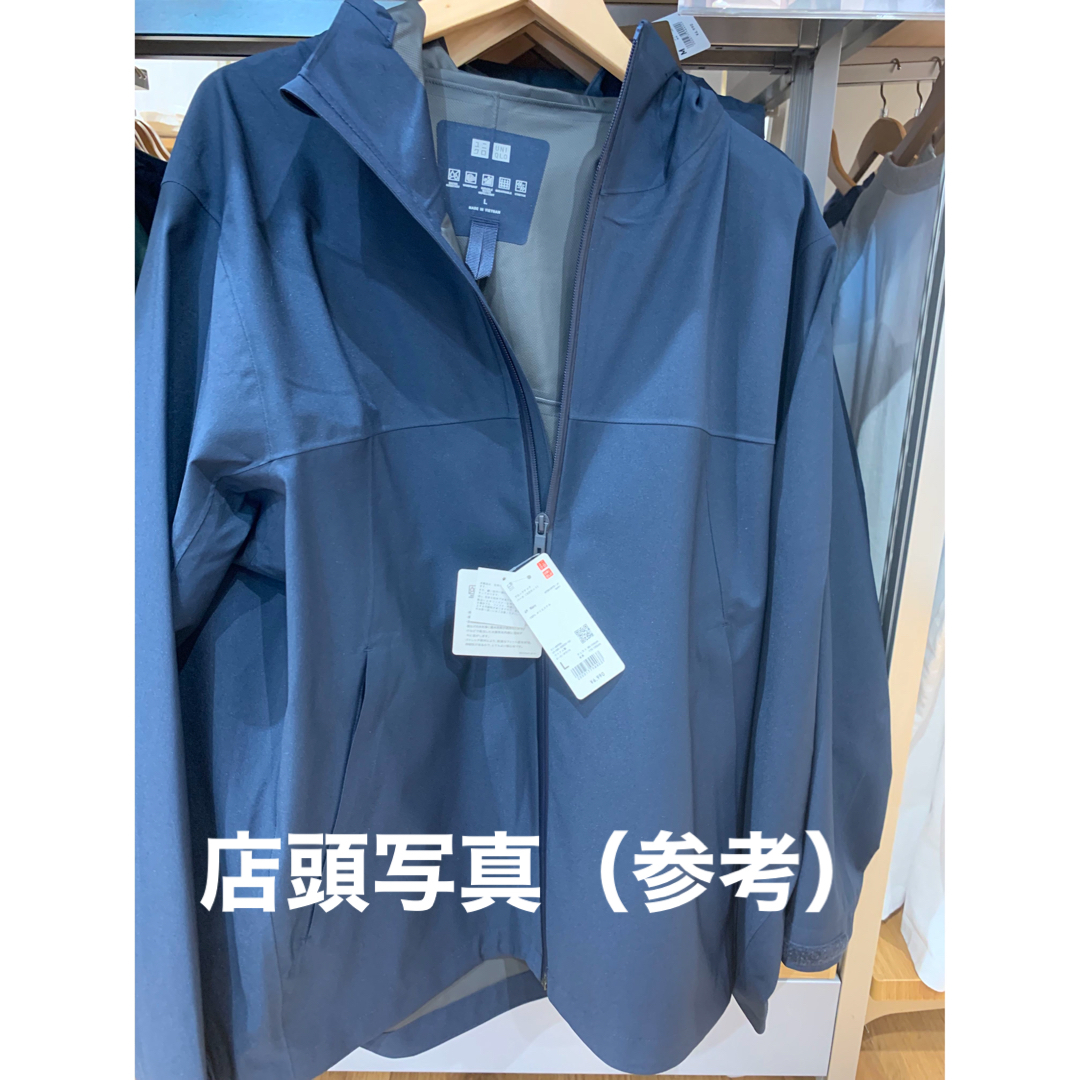 UNIQLO(ユニクロ)のUNIQLO ブロックテックパーカ（Navy）L メンズのジャケット/アウター(マウンテンパーカー)の商品写真