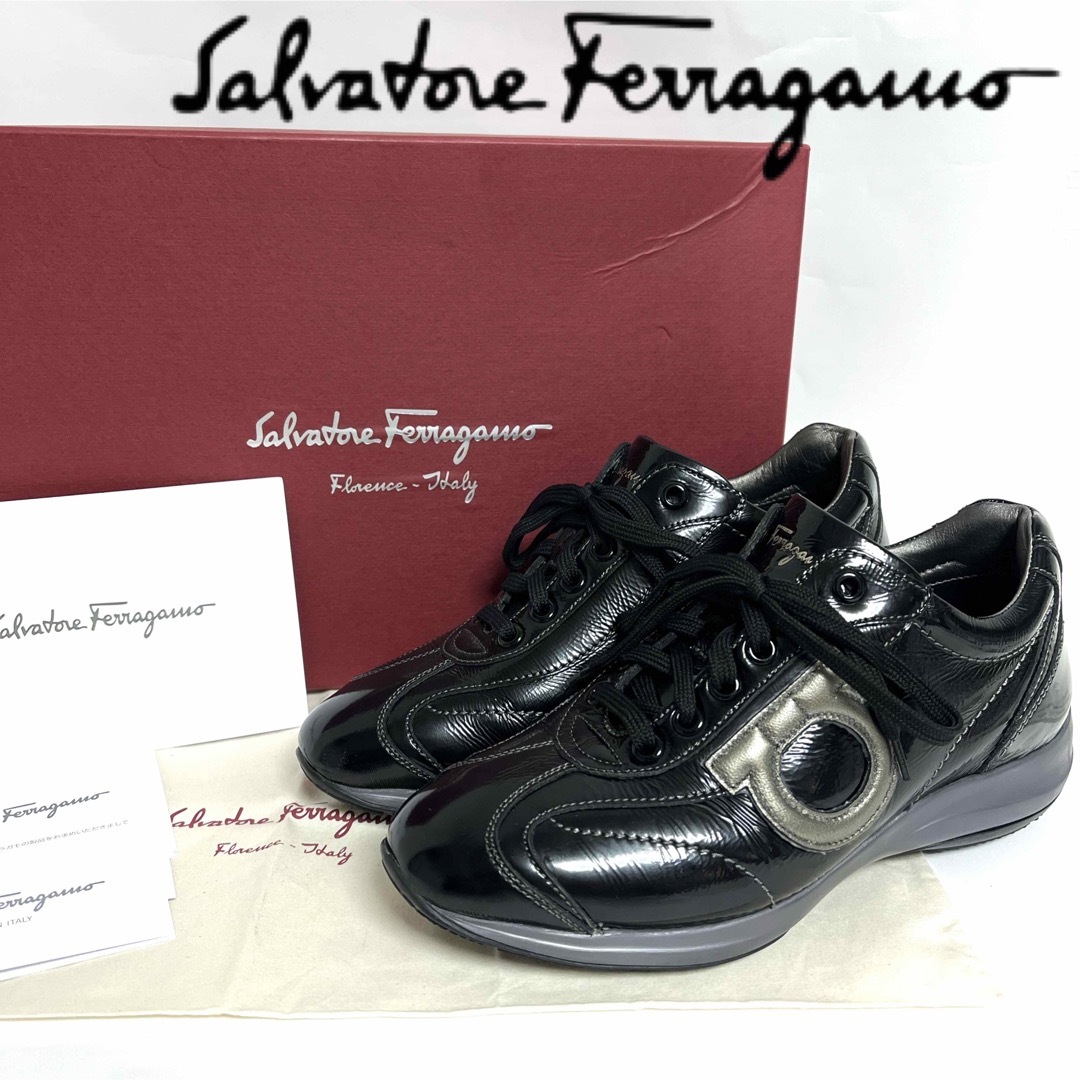 純国産 Salvatore Ferragamo ガンチーニ パテント レザー スニーカー