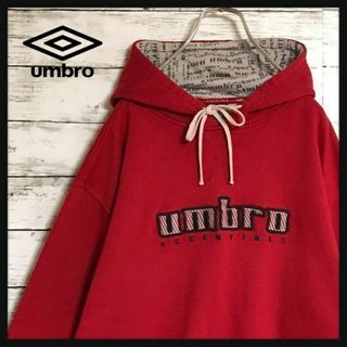 アンブロ(UMBRO)の【美品】アンブロ⭐︎センターデカロゴパーカー　人気Lサイズ　裏起毛　赤　F25(パーカー)