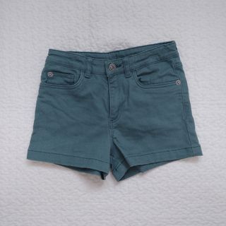 プチバトー(PETIT BATEAU)のプチバトー カラー デニム ショートパンツ 8A 110 120(パンツ/スパッツ)