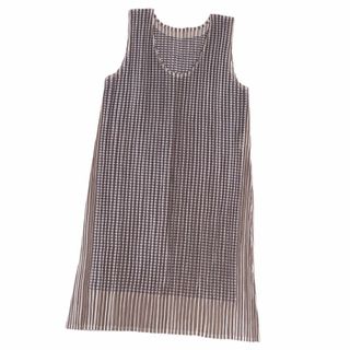 プリーツプリーズイッセイミヤケ(PLEATS PLEASE ISSEY MIYAKE)の美品 プリーツプリーズ イッセイミヤケ PLEATS PLEASE シャツ ノースリーブ プリーツ メッシュ 総柄 トップス レディース 3(L相当) カーキ/ブルー/ホワイト(キャミソール)