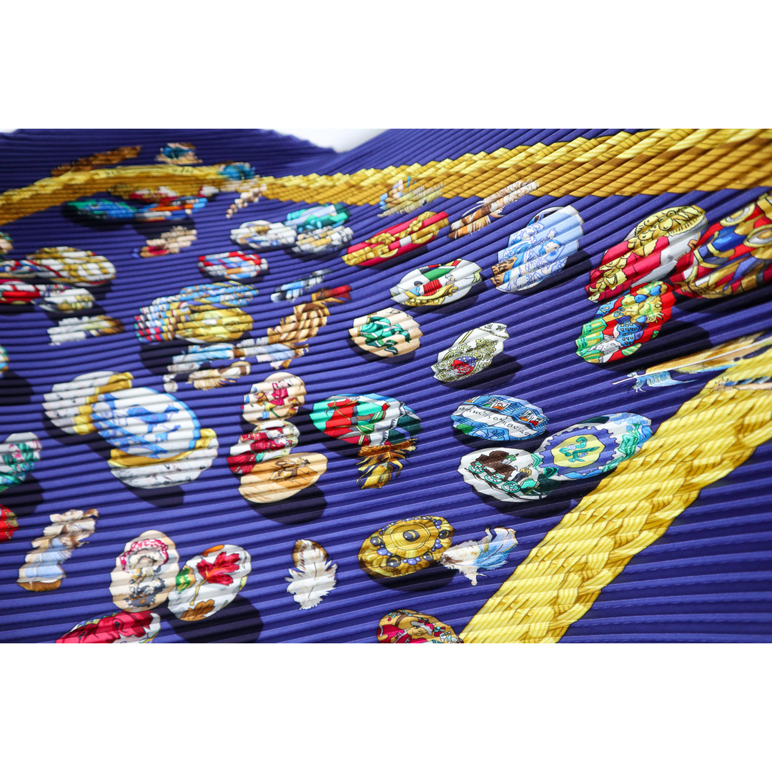 HERMES エルメス シルク プリーツスカーフ エルメスの卵 アパレル