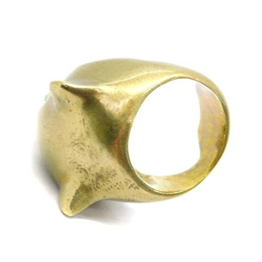 other(アザー)のスウェード FELIS LIGHT RING GOLD GREEN リング 指輪 レディースのアクセサリー(リング(指輪))の商品写真