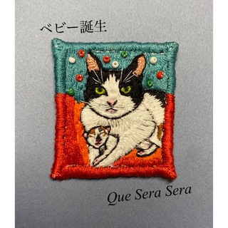 猫　親子　刺繍　ブローチ(コサージュ/ブローチ)