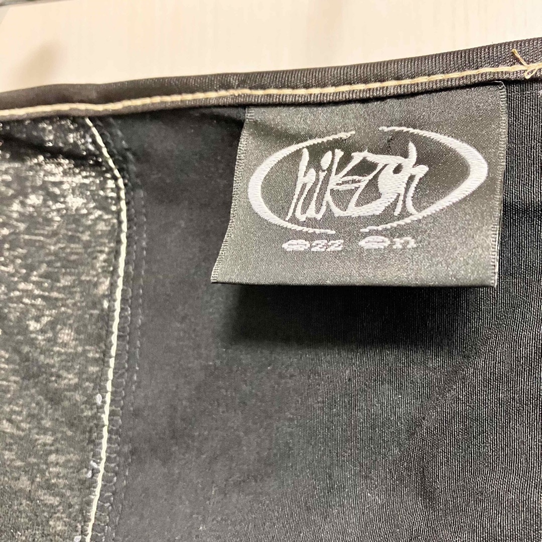 OZZON(オッズオン)のOzzOnスカル刺繍のキャミトップス レディースのトップス(その他)の商品写真