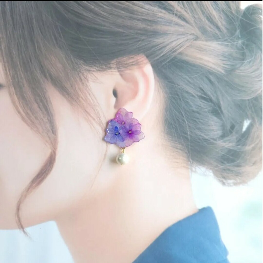 【No.358】紫陽花のブーケピアス/イヤリング〈ピンク×パープル〉