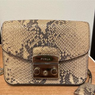 FURLA フルラ メトロポリス 希少 ヘビ柄 パイソン柄 チェーン