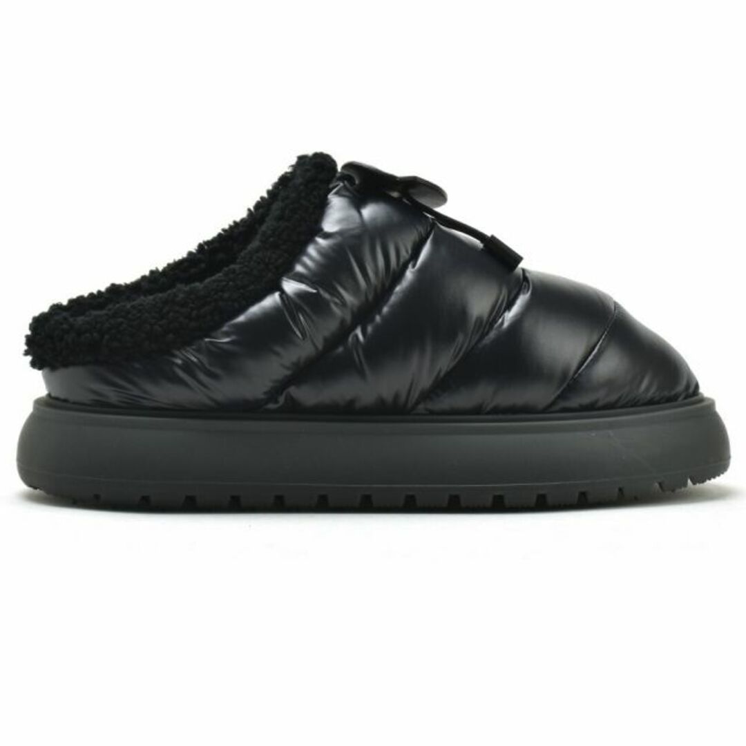 MONCLER(モンクレール)の【BLACK】モンクレール ガイア サボ レディース レディースの靴/シューズ(スリッポン/モカシン)の商品写真