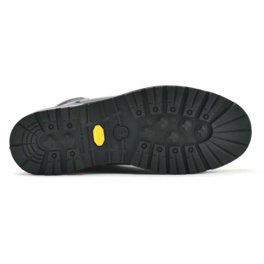 MONCLER(モンクレール)の【BLACK】モンクレール マウンテンブーツ  メンズの靴/シューズ(ブーツ)の商品写真