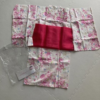 新品　タグ付き　キッズ　110㎝　マザウェィズ　浴衣　花柄　白　ピンク　夏祭り