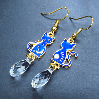 猫とお日様とお星さまと三日月のピアス ティアドロップガラス・クリスタル(ピアス)