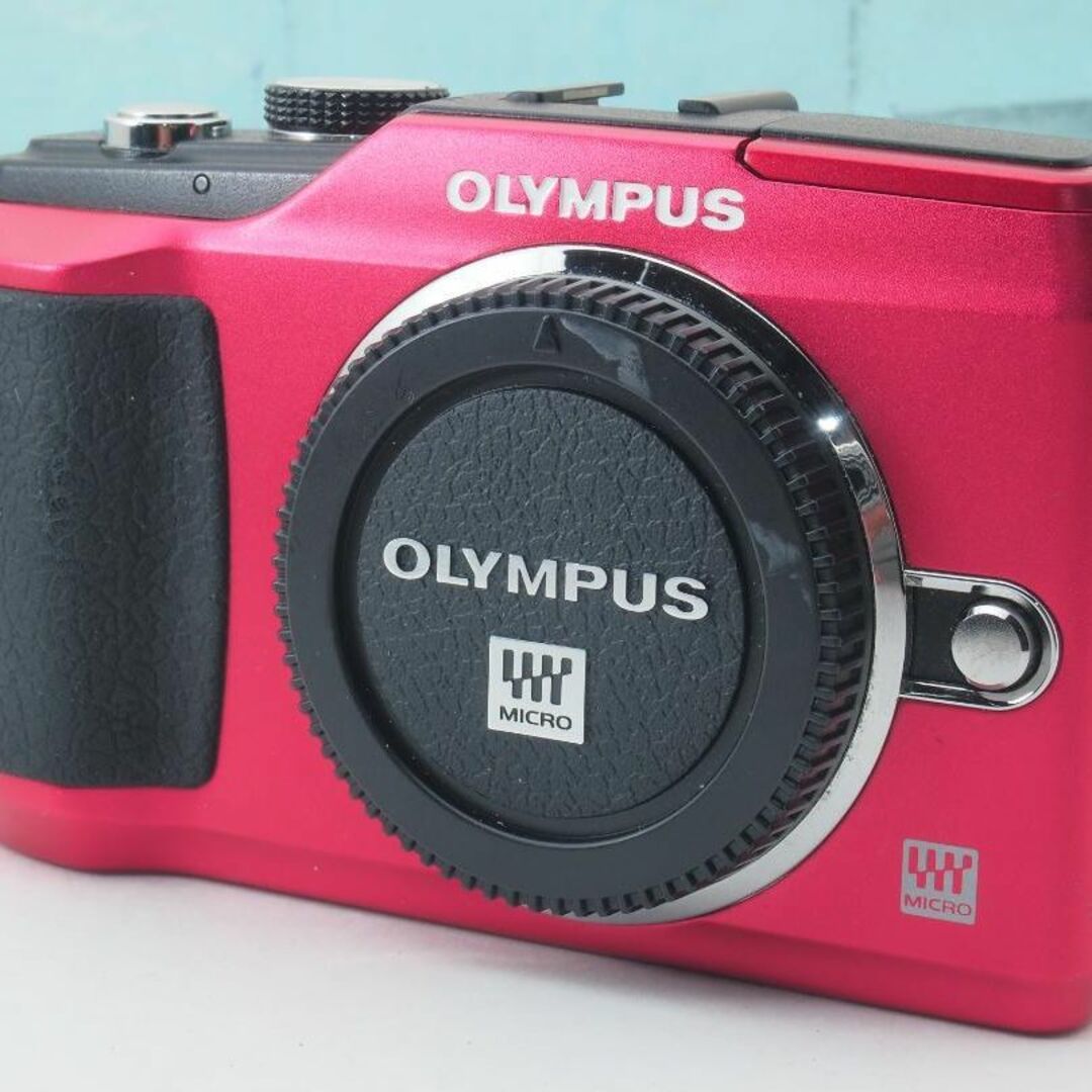 OLYMPUS(オリンパス)のオリンパス ペン E-PL2 レッド RED ボディ のみ スマホ/家電/カメラのカメラ(ミラーレス一眼)の商品写真