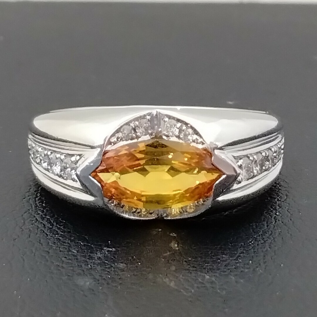 Pt900　イエローサファイア1.35ct✨ダイヤ0.26ct✨素敵リング✨