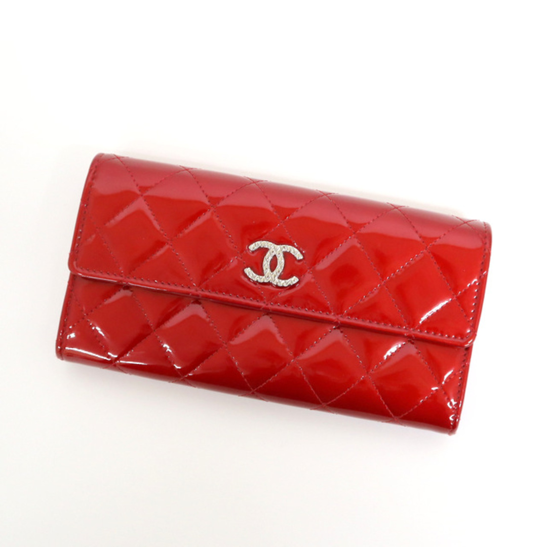 CHANEL 長財布 赤 エナメル