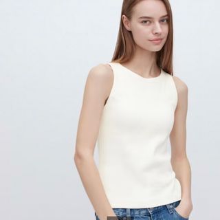 ユニクロ(UNIQLO)のアメリカンスリーブ ブラタンクトップ オフホワイト M ユニクロ UNIQLO(タンクトップ)