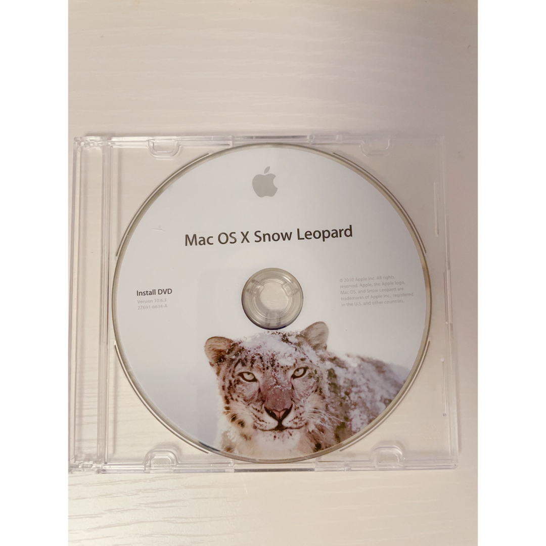 Apple(アップル)のMac OS X v10.6 Snow Leopardインストールディスク スマホ/家電/カメラのPC/タブレット(その他)の商品写真