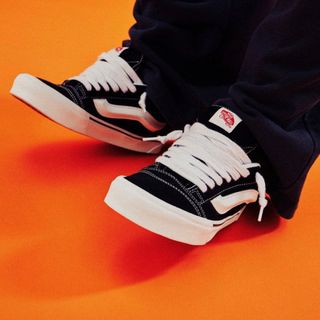 ヴァンズ(VANS)の新品未使用VANS KNU SKOOL  30cm バンズ　US企画　US12(スニーカー)