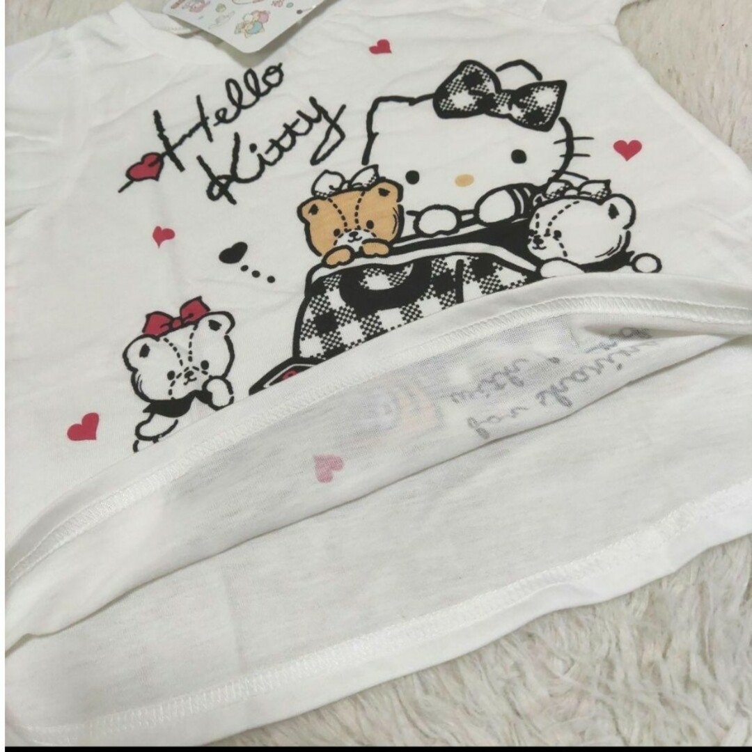 ハローキティ(ハローキティ)のＲ　ハローキティ　Ａライン半袖Tシャツ80旅行夏物子供服着替えキッズおでかけ通園 キッズ/ベビー/マタニティのベビー服(~85cm)(Ｔシャツ)の商品写真