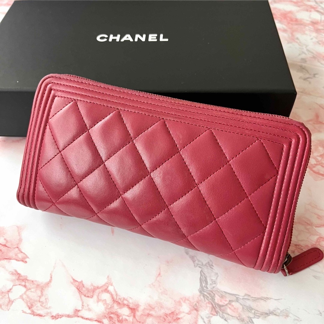 CHANEL - 美品！CHANEL♡ボーイシャネル ラムスキン♡正規品 ラウンド ...