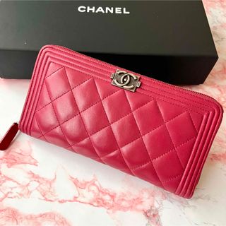 シャネル(CHANEL)の美品！CHANEL♡ボーイシャネル　ラムスキン♡正規品　ラウンド　長財布(ポーチ)