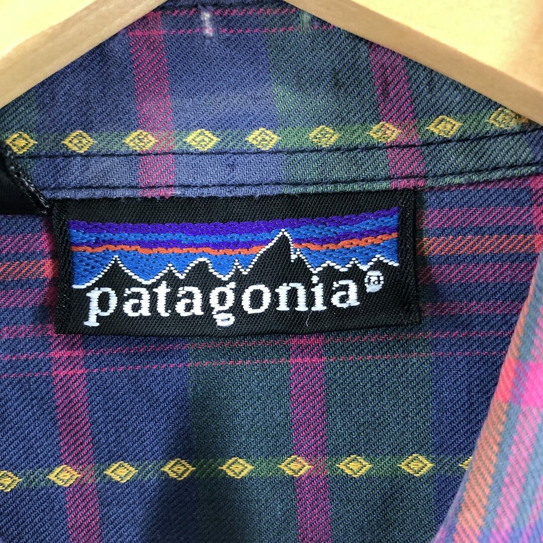 patagonia(パタゴニア)の古着 パタゴニア Patagonia 長袖 チェックシャツ メンズL /eaa352102 メンズのトップス(シャツ)の商品写真