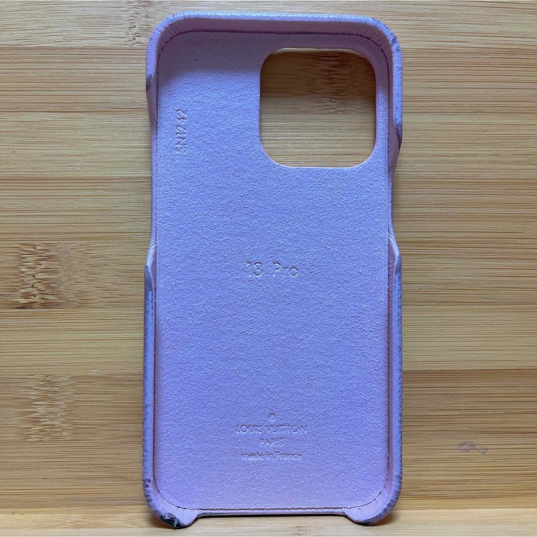 LOUIS VUITTON - ルイヴィトン iPhone13pro バンパー カバー Guimauve LOUIS VUITTON - ルイヴィトン iPhone13pro バンパー カバー Guimauve
