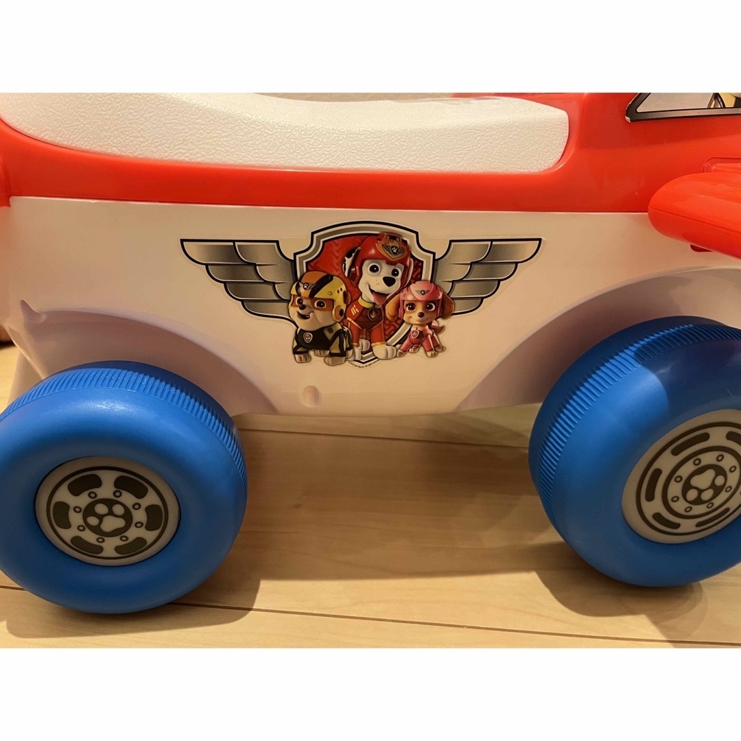 パウパトロール ライドオン　飛行機型乗用玩具　乗り物　車