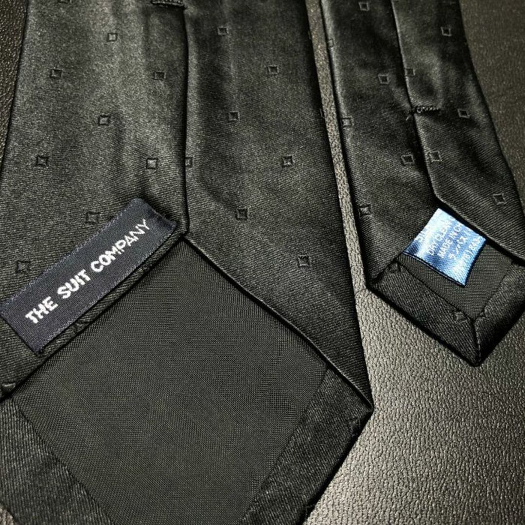 THE SUIT COMPANY(スーツカンパニー)のスーツカンパニー ドット ブラック ネクタイ B103-V07 メンズのファッション小物(ネクタイ)の商品写真
