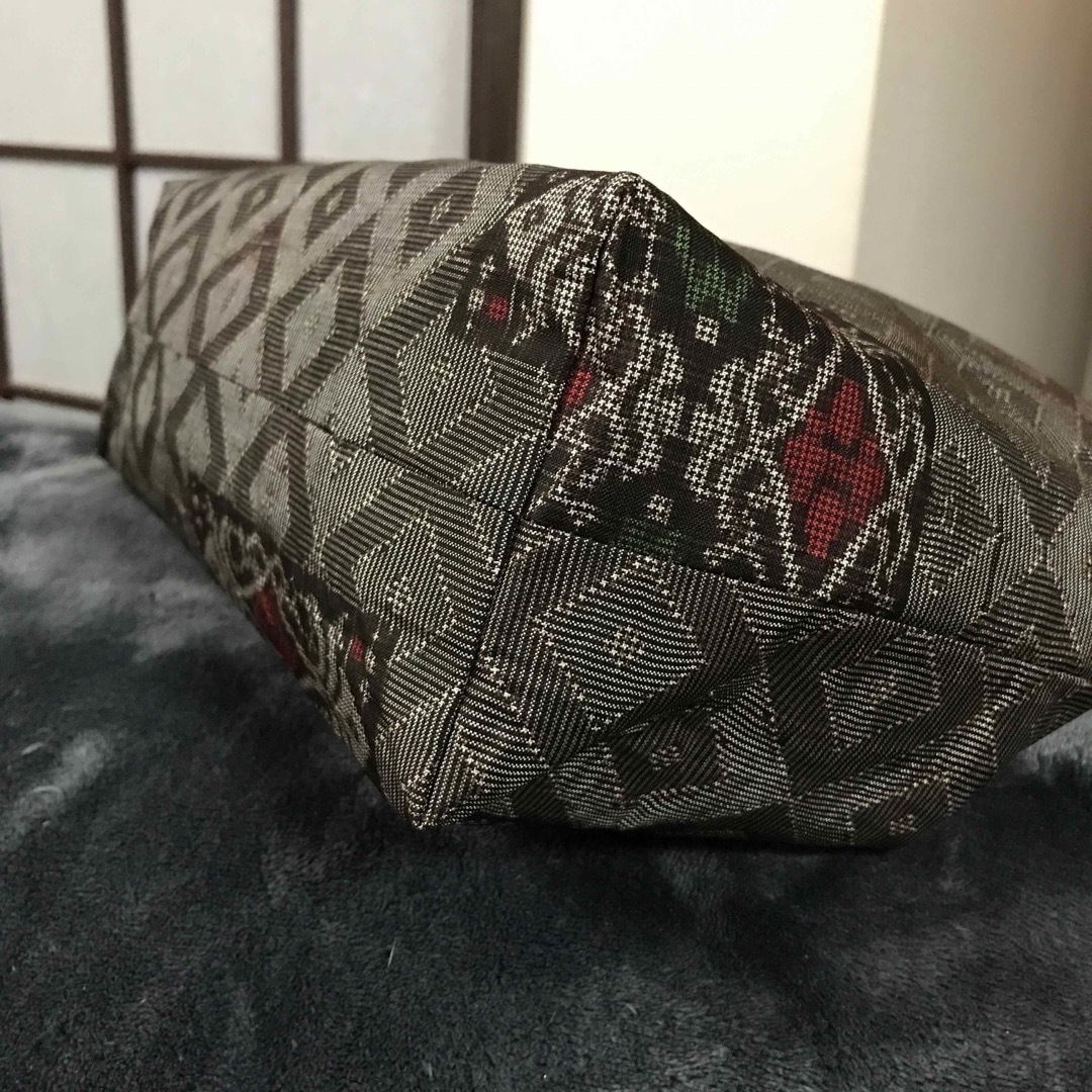 ハンドメイド 和柄 大島紬(龍郷柄) 紬 リメイク ガマ口バッグ 2