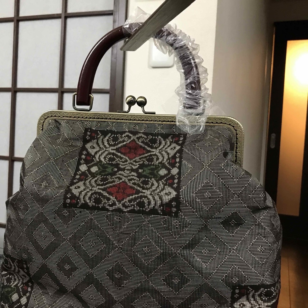 ハンドメイド 和柄 大島紬(龍郷柄) 紬 リメイク ガマ口バッグ 1